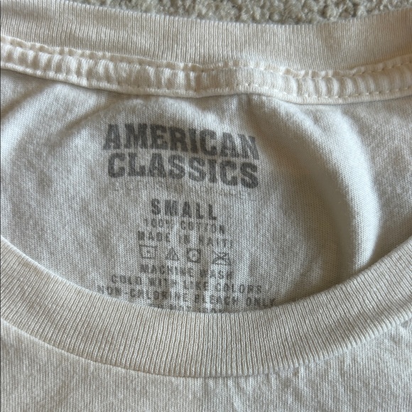 Women’s Def Leppard t-shirt size small, like new condition - Picture 2 of 2